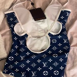 One piece bathing suit